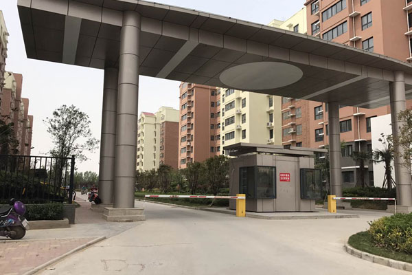 新郑市孟庄中心小区供水设备维修调试