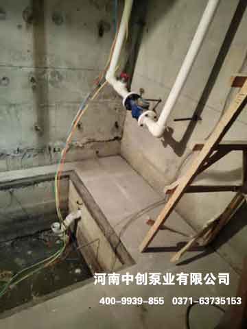 污水集水坑，需在坑内安装两台潜水排污泵，一用一备，液位控制