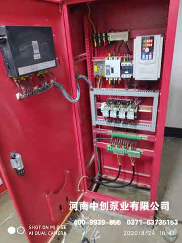 消防泵数字低频自动巡检柜内部展示，需要更换和维修部分元器件